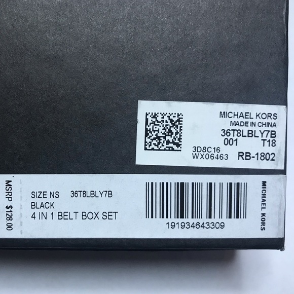 Michael Kors Men's 4 in 1 Belt Box Set - Picture 2 of 3